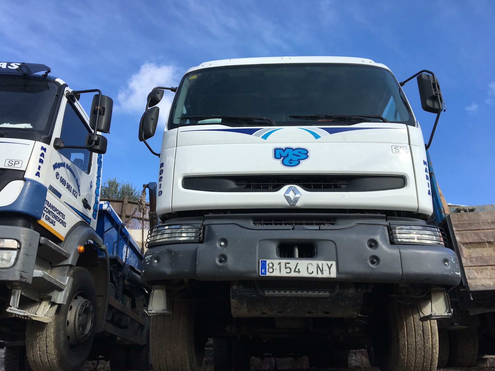 Renault Quera, para servicios de camion brazo en Estepona y Marbella